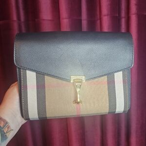 Burberry crossbody
